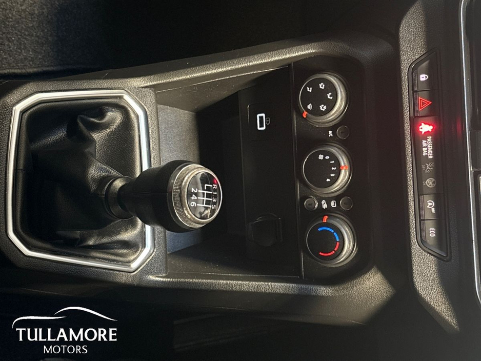 2021 Dacia Sandero Stepway - image 9