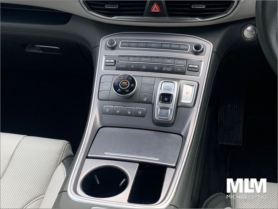 2021 Hyundai Santa Fe 1.6 Phev €39,995