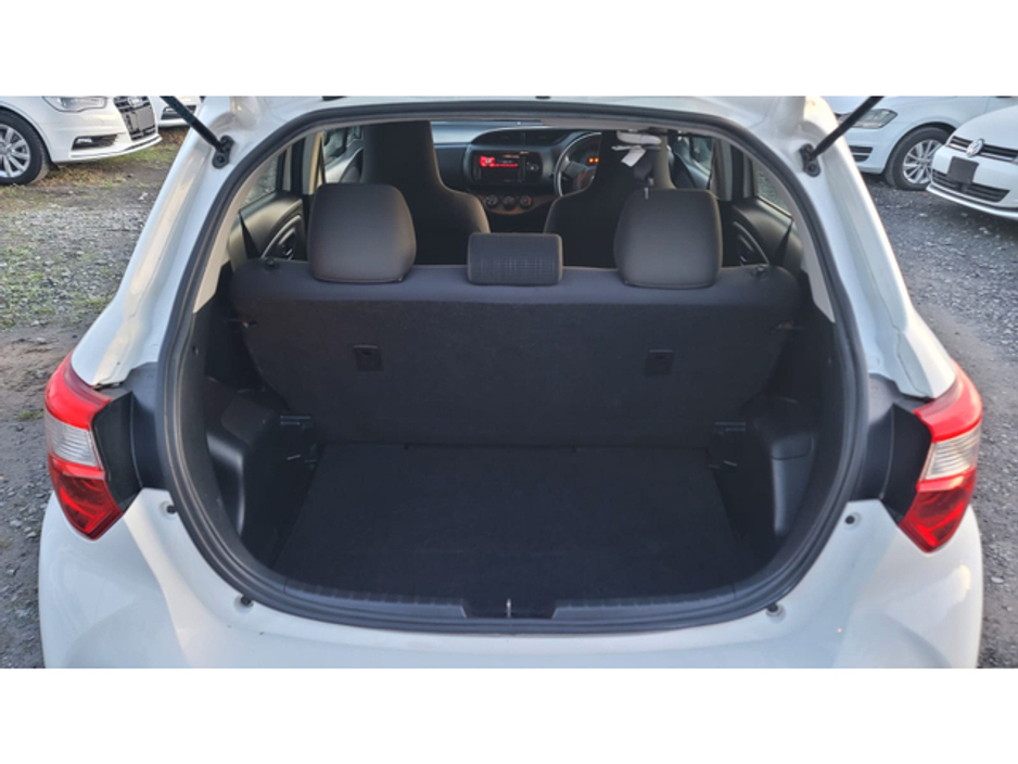 2018 Toyota Vitz - image 13
