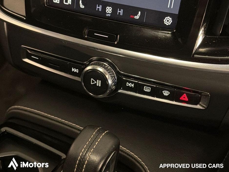 2022 Volvo S90 - image 22