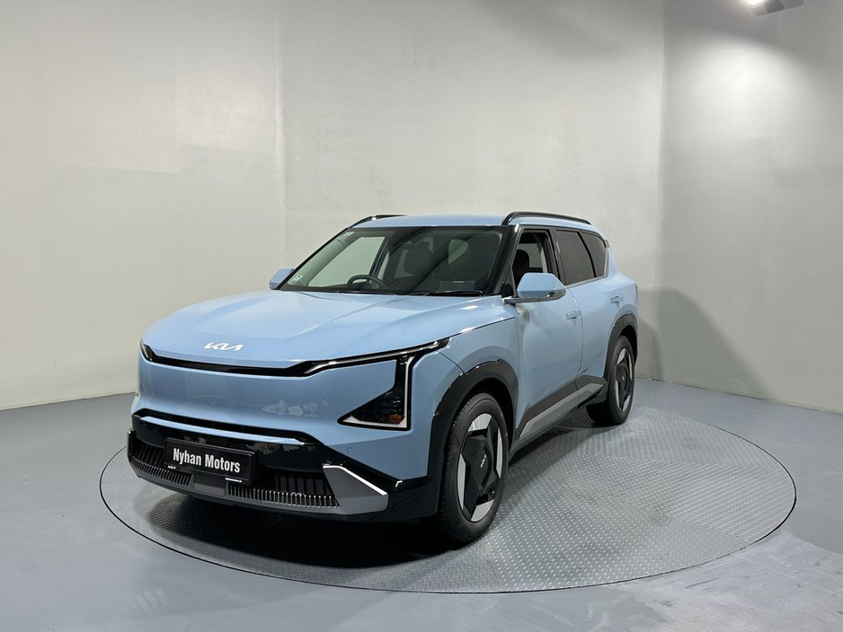 2026 Kia EV5 - image 3