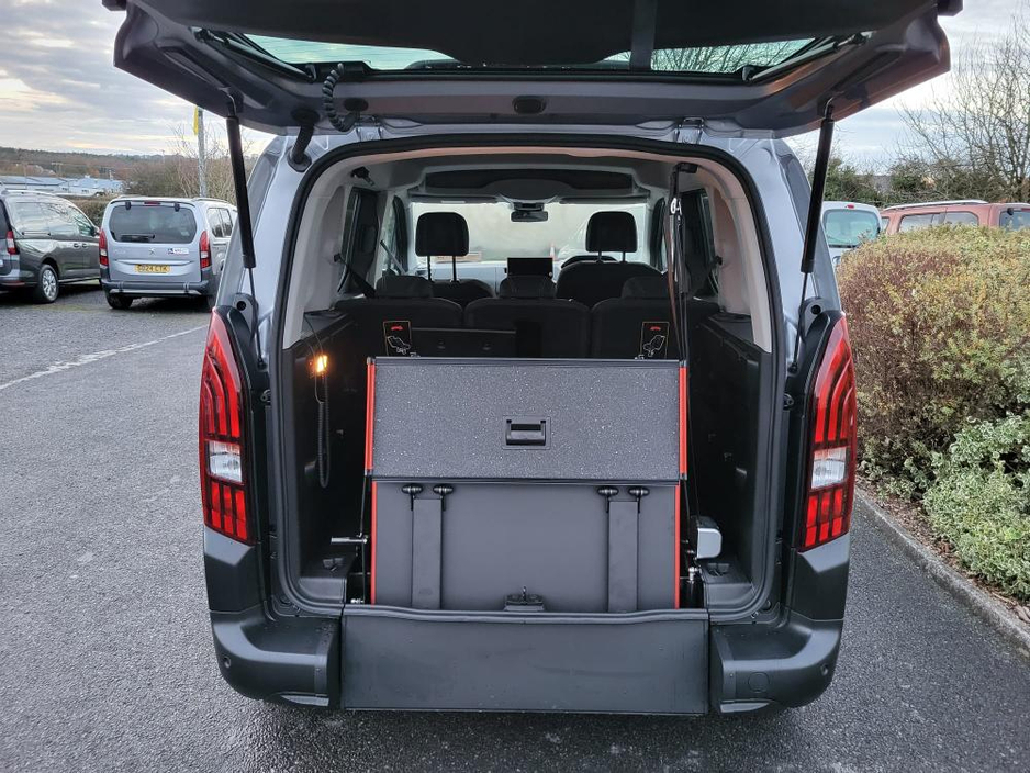 2026 Peugeot Rifter Allure+ 1.5l 100bhp €35,995