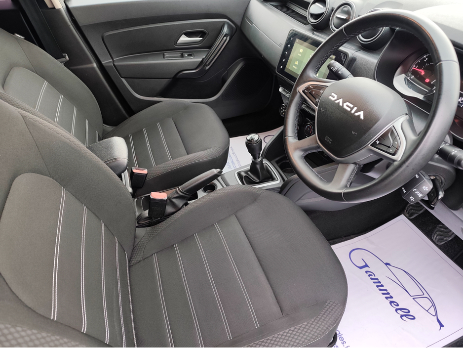 2023 Dacia Duster - image 7