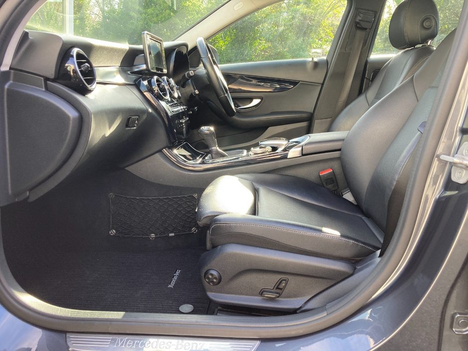 2016 Mercedes-Benz C Class - image 26