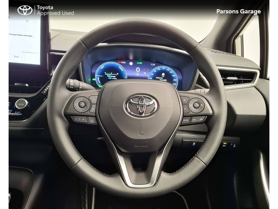 2026 Toyota Corolla - image 9