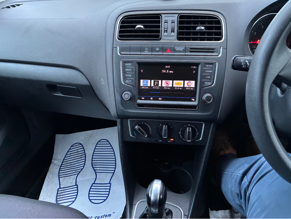 2016 Volkswagen Polo 1.2i TSI Petrol Automatic Trendline €13,250