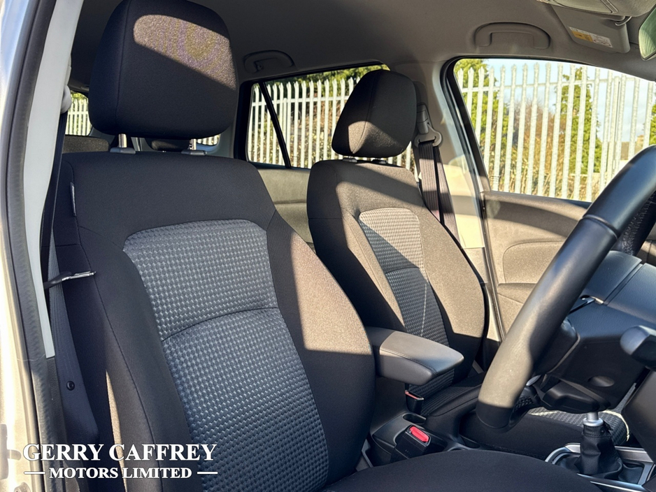 2023 Suzuki SX4 S-Cross Motion 1.4 Hybrid Manual - 7 Years Manufacturer Warranty €23,950