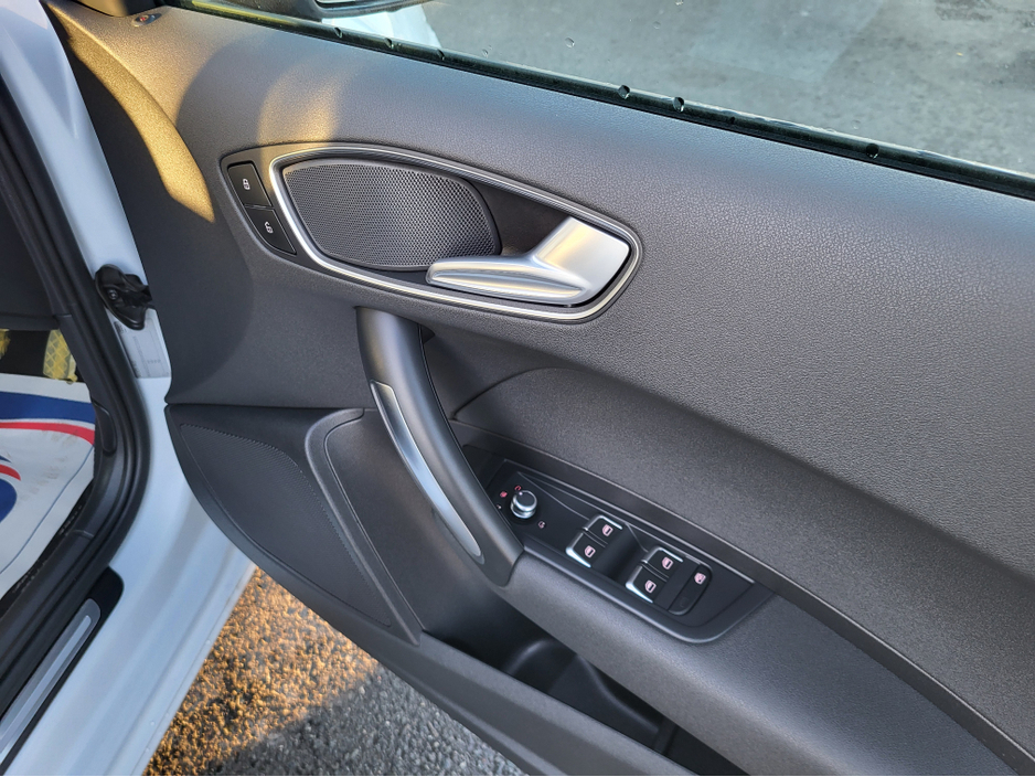 2015 Audi A1 (2Yr warranty) 990cc Automatic low Kms €12,999