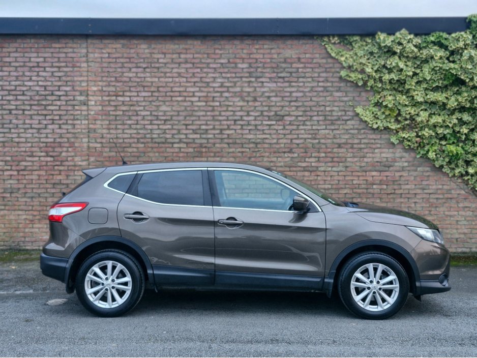 2015 Nissan Qashqai 1.5 DSL LOW MILAGE €8,500
