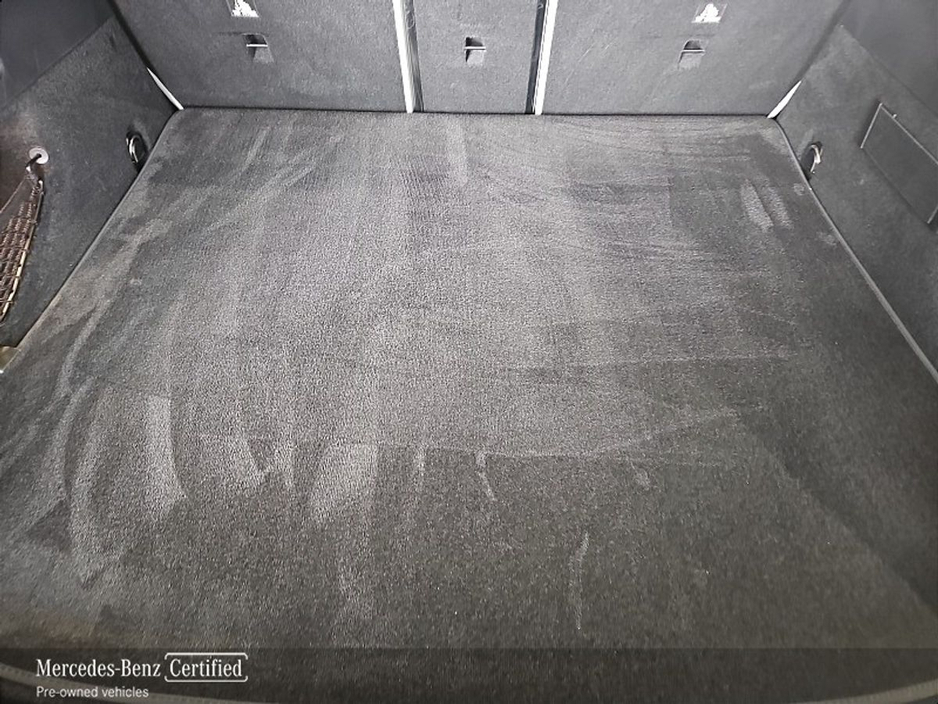 2024 Mercedes-Benz GLC Class - image 11