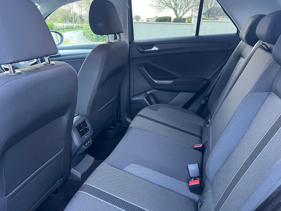 2023 Volkswagen T-Roc 2.0 TDI 116HP Life €28,950