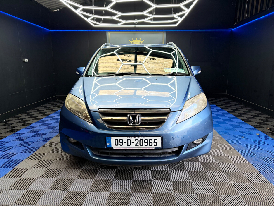 2009 Honda FR-V - image 4