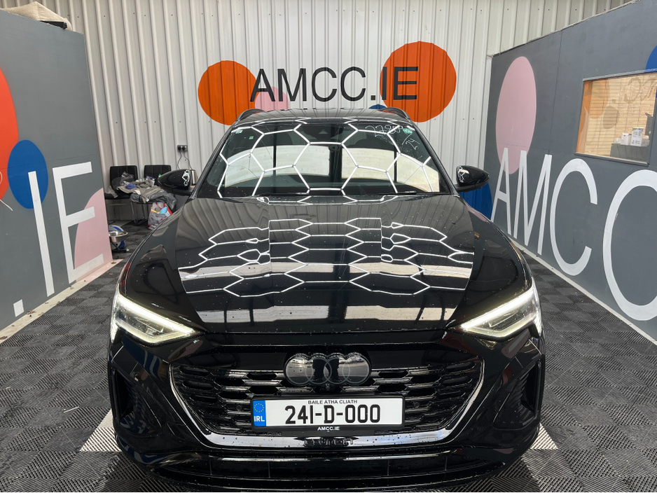 2024 Audi Q8 e-tron €64950 2024 AUDI Q8 E-TRON 55 QUATTRO S-LINE AUTOMATIC / CRUISE CONTROL / 360° CAMERA / ELECTRIC MEMORY & HEATED SEATS / PADDLE SHIFTERS / AMBIENT LIGHTS / APPLE CARPLAY / HEATED REAR SEATS €64,950
