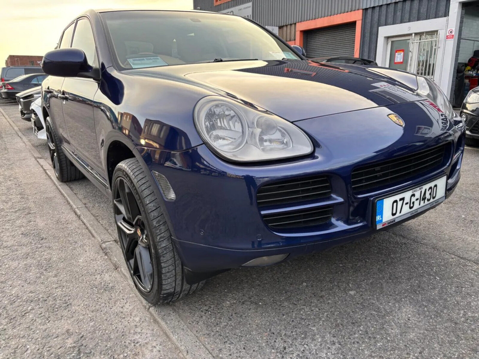 2007 Porsche Cayenne  €10,000