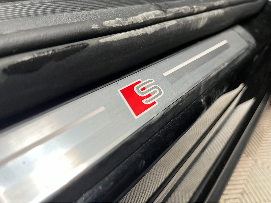 2023 Audi Q4 e-tron - image 8