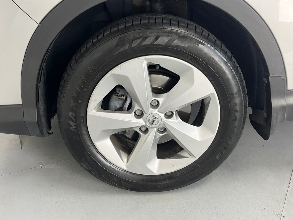 2020 Nissan Qashqai 1.3**SEMI DIGITAL DASH**PANORAMIC ROOF**TOUCH SCREEN MEDIA**DUAL CLIMATE CONTROL**REVERSE CAMERA**MULTIFUNCTIONAL STEERING WHEEL**BLACK CLOTH INTERIOR**ELECTRIC HANDBRAKE**FINANCE AVAILABLE** €20,995