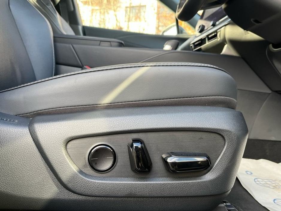 2025 Lexus RX 450h+ 450 HYBRID + 2.5 €84,950