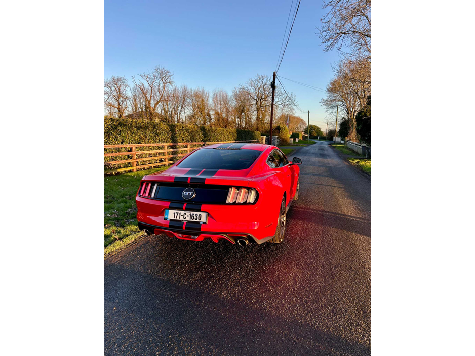 2017 Ford Mustang FASTBACK 5.0L V8 6SPEED 2DR €49,995