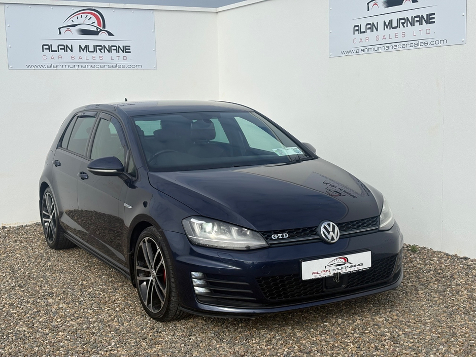 2016 Volkswagen Golf - image 3