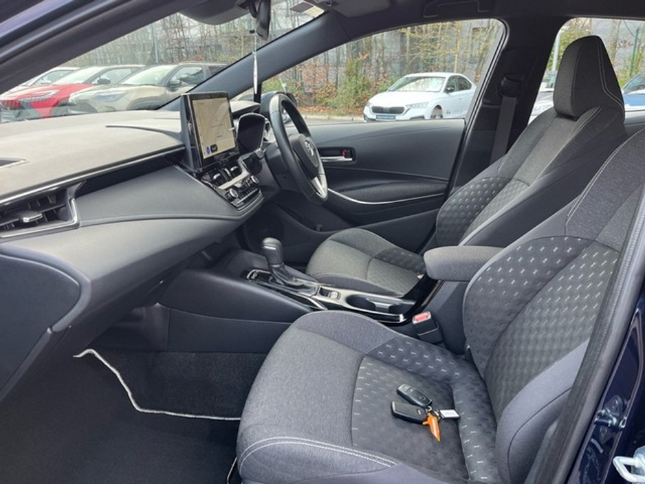 2024 Toyota Corolla - image 6