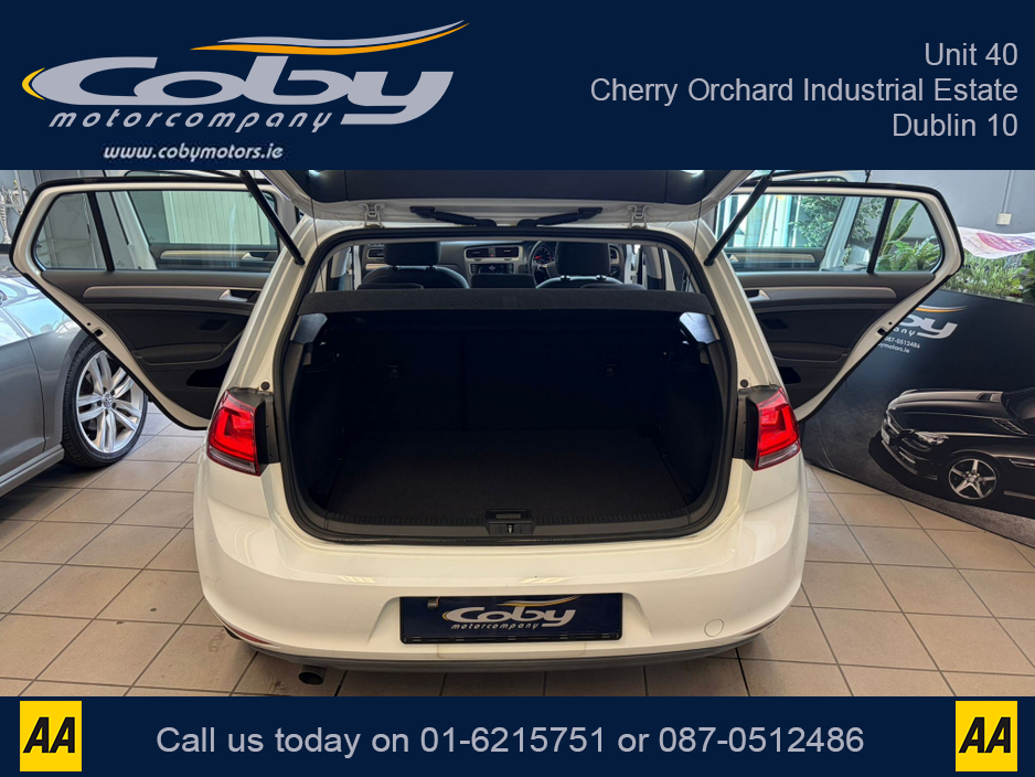 2013 Volkswagen Golf - image 33