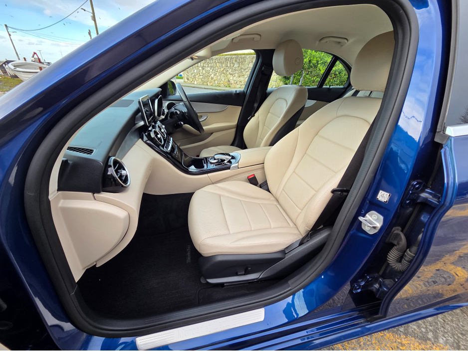 2019 Mercedes-Benz C Class - image 13