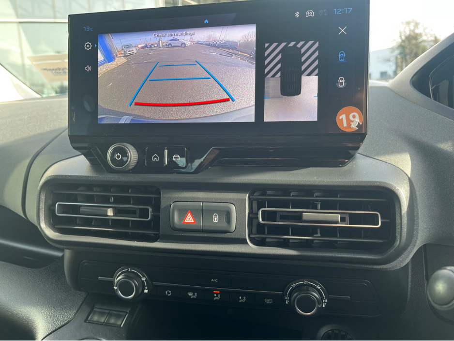 2024 Peugeot Rifter New Model Wheelchair Accessible Low Kms €26,950