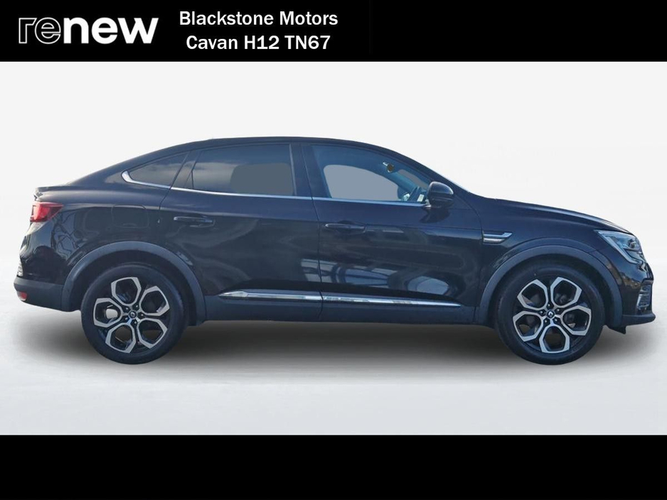 2022 Renault Arkana - image 6