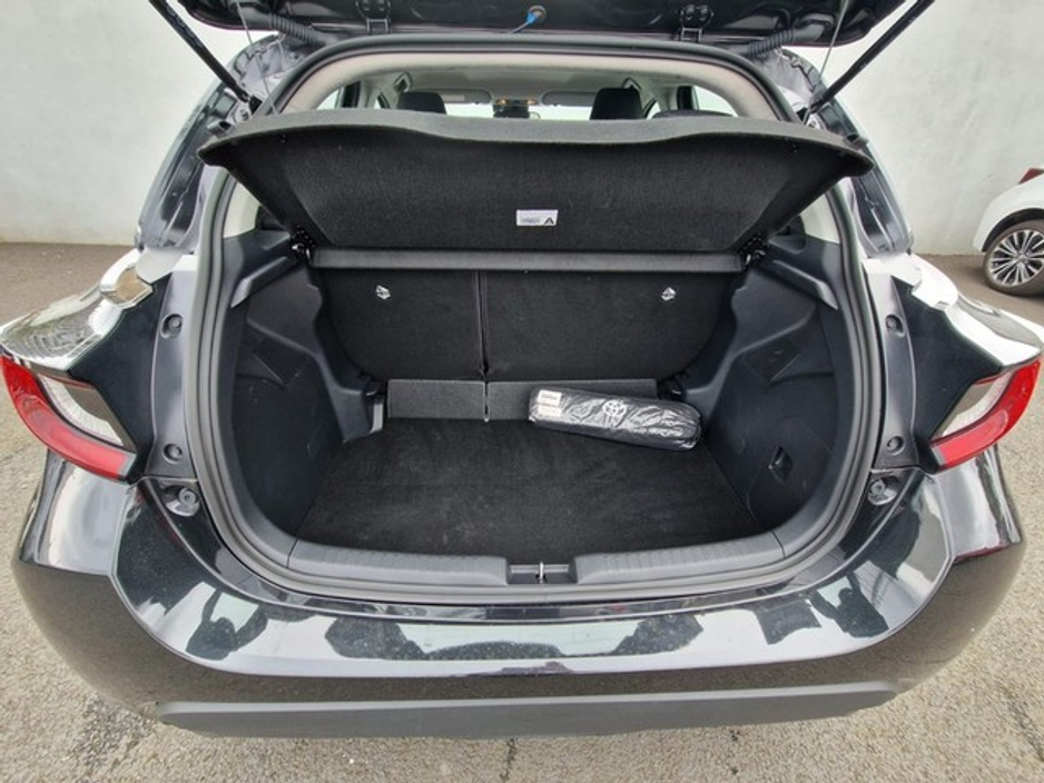 2025 Toyota Yaris 1.5 Petrol Luna 5dr €25,449