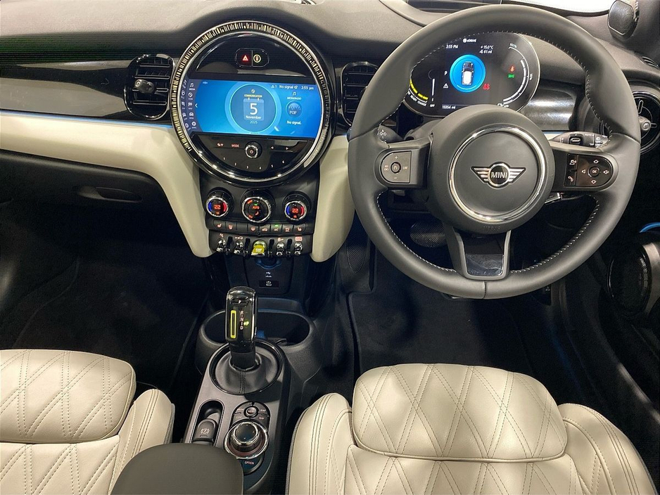 2023 MINI Hatch Electric Level 3