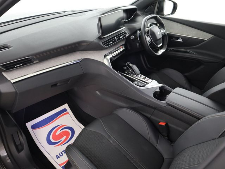 2022 Peugeot 3008 - image 15