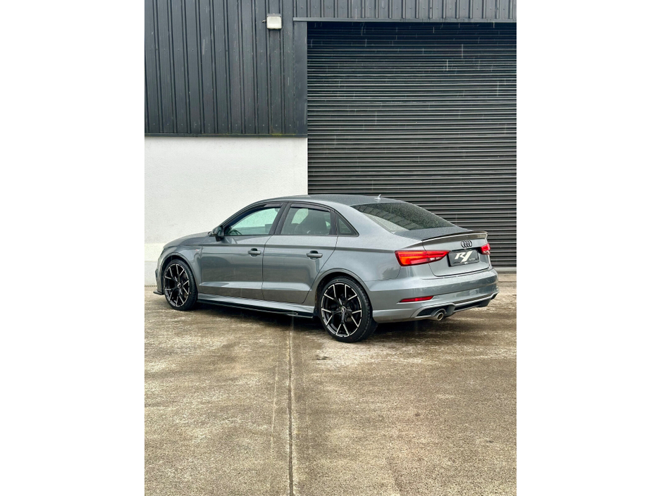 2018 Audi A3 - image 11