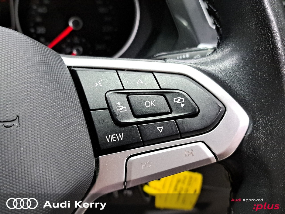 2022 Volkswagen Tiguan - image 21