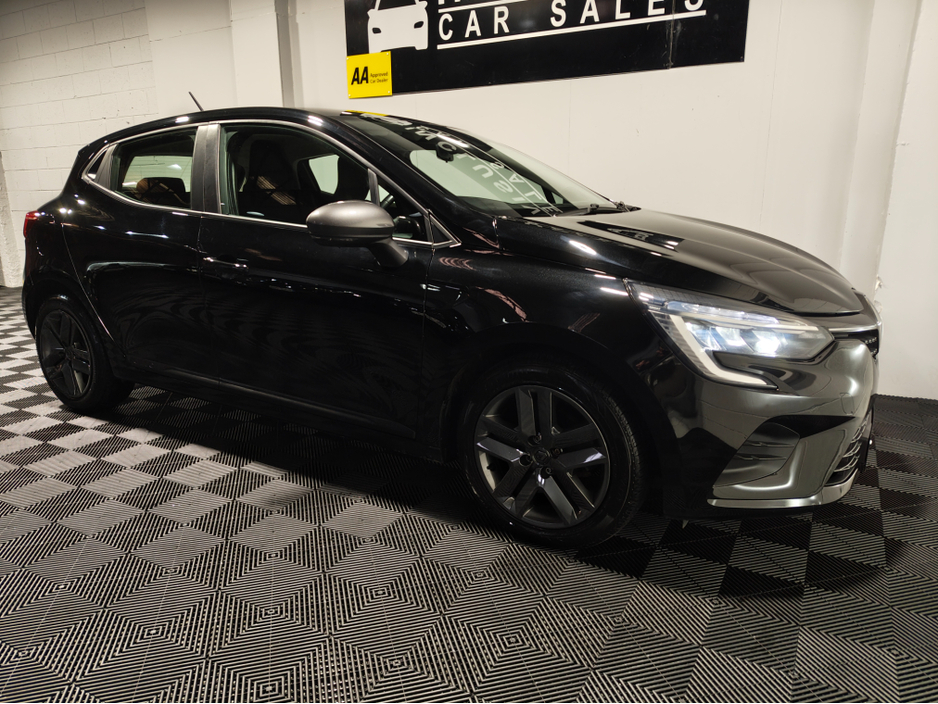 2022 Renault Clio - image 15