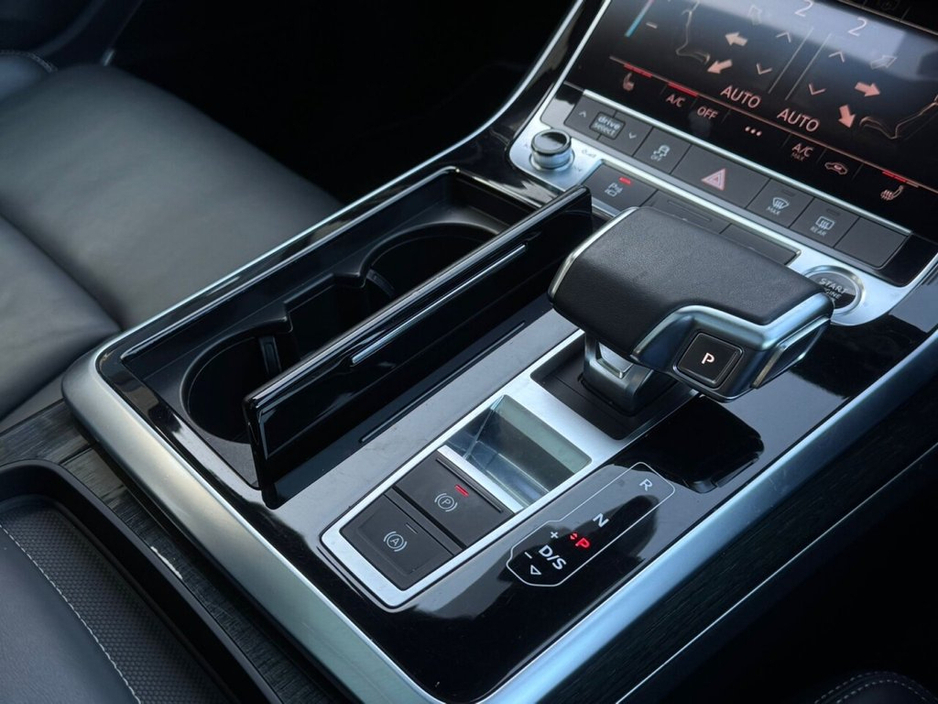 2021 Audi Q7 - image 14