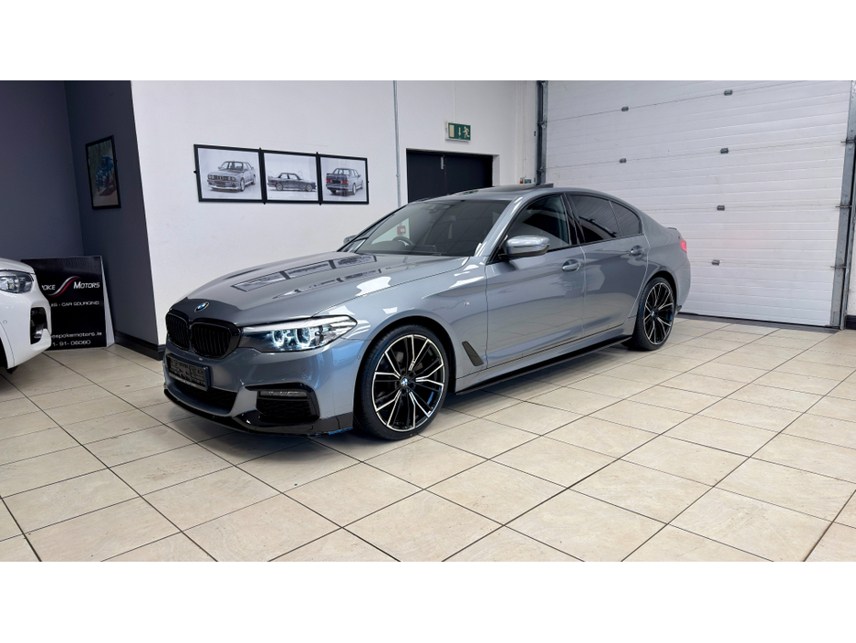 2019 BMW 5 Series - image 7