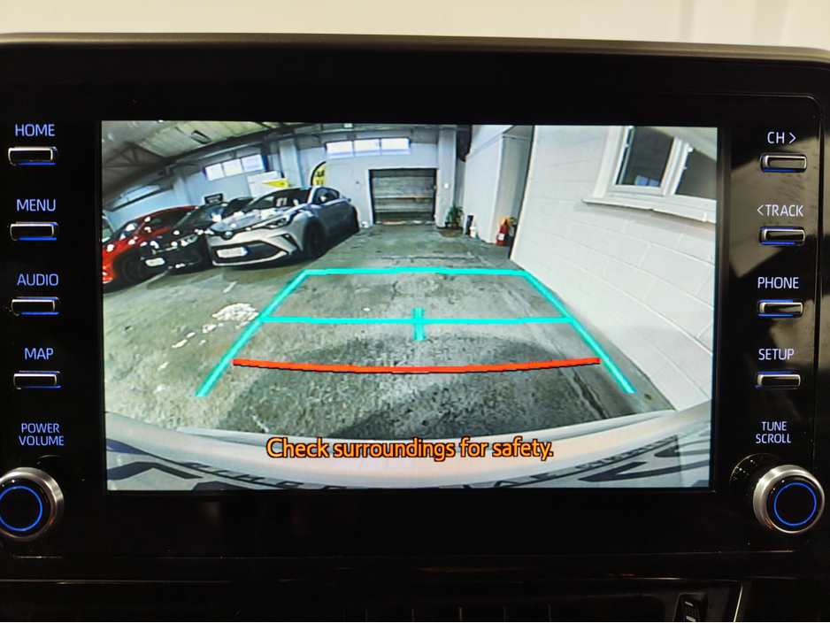 2022 Toyota C-HR 1.8 HYBRID SOL 4DR AUTO €21,995