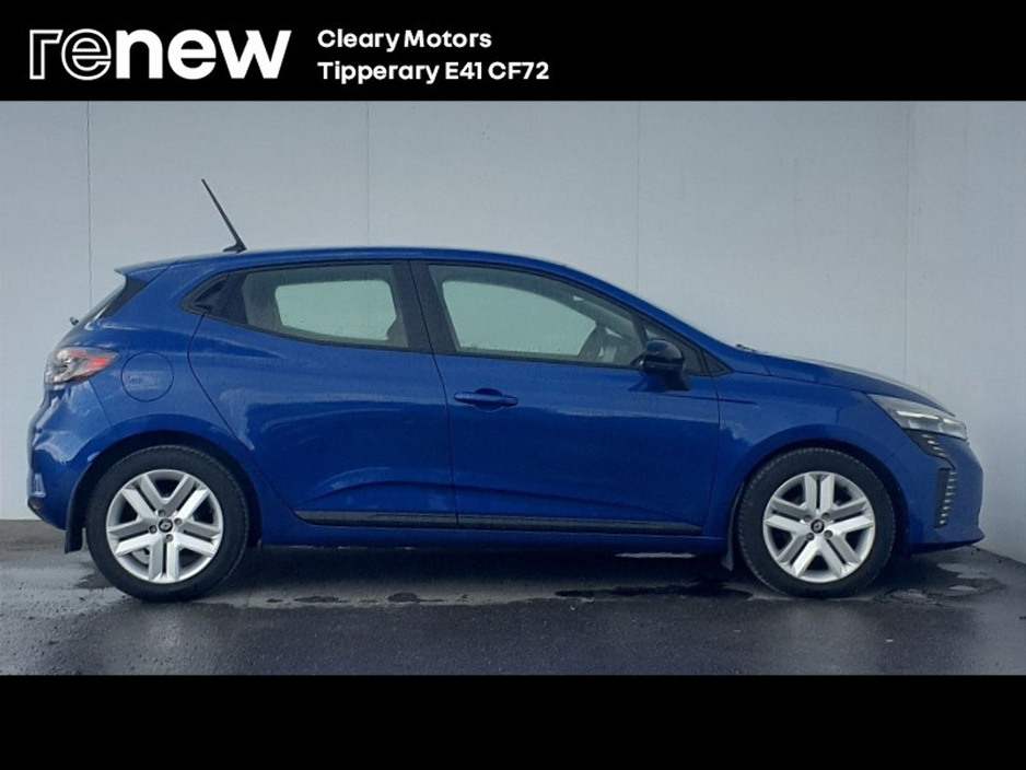 2025 Renault Clio - image 7