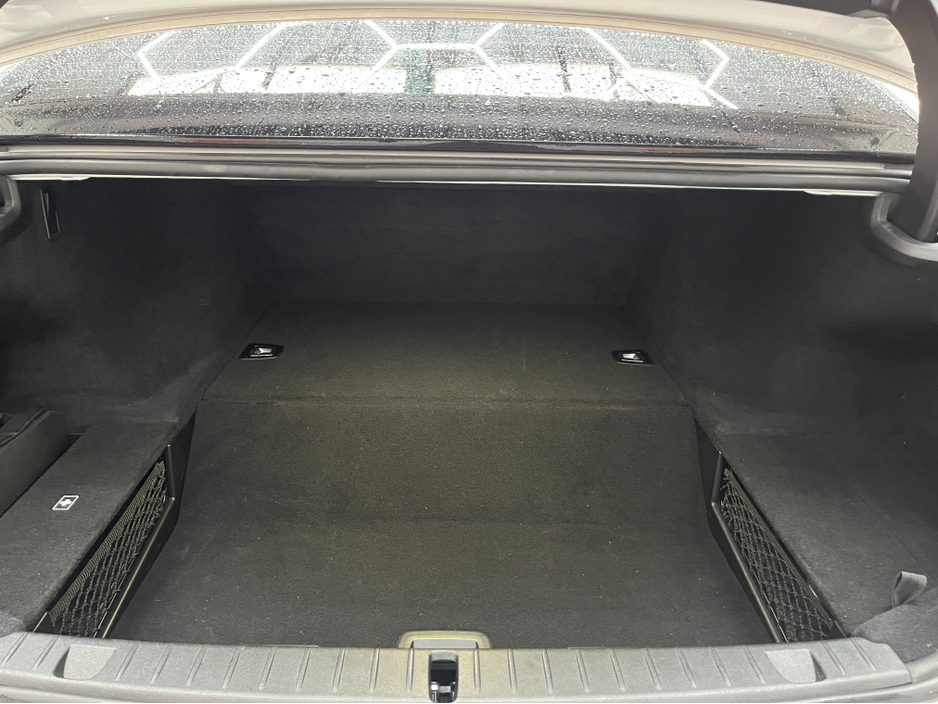 2017 BMW 7 Series €26950 2017 BMW 740E IPERFORMANCE M-SPORT 2.0 AUTOMATIC / CRUISE CONTROL / 360° CAMERA / ELECTRIC MEMORY HEATED & MASSAGING SEATS / PADDLE SHIFTERS / PANORAMIC SUNROOF / AMBIENT LIGHTS €26,950