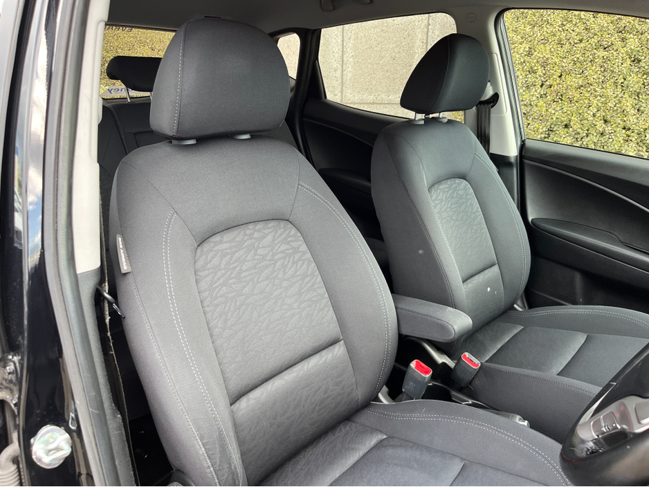 2015 Hyundai ix20 - image 11