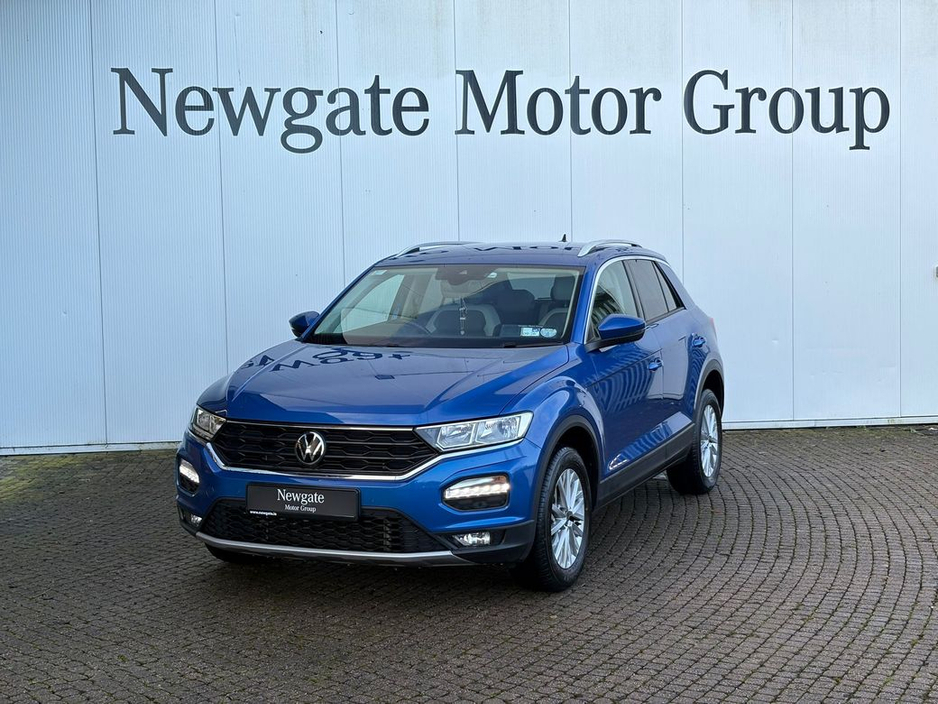 2022 Volkswagen T-Roc Design 1.0 TSI M6F 110HP 5DR €25,950