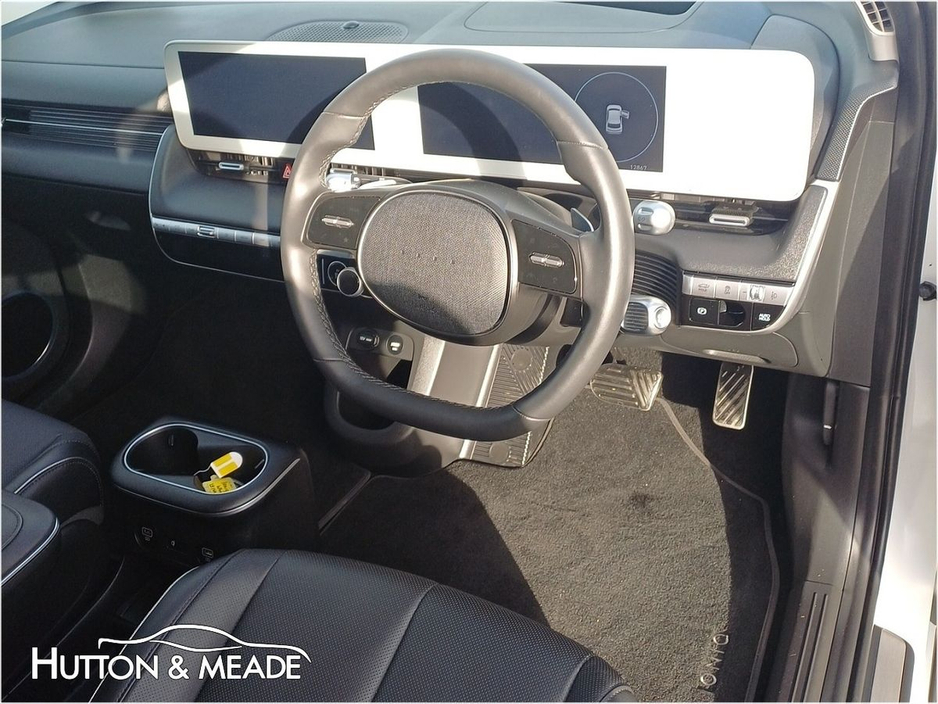 2025 Hyundai Ioniq 5 - image 8