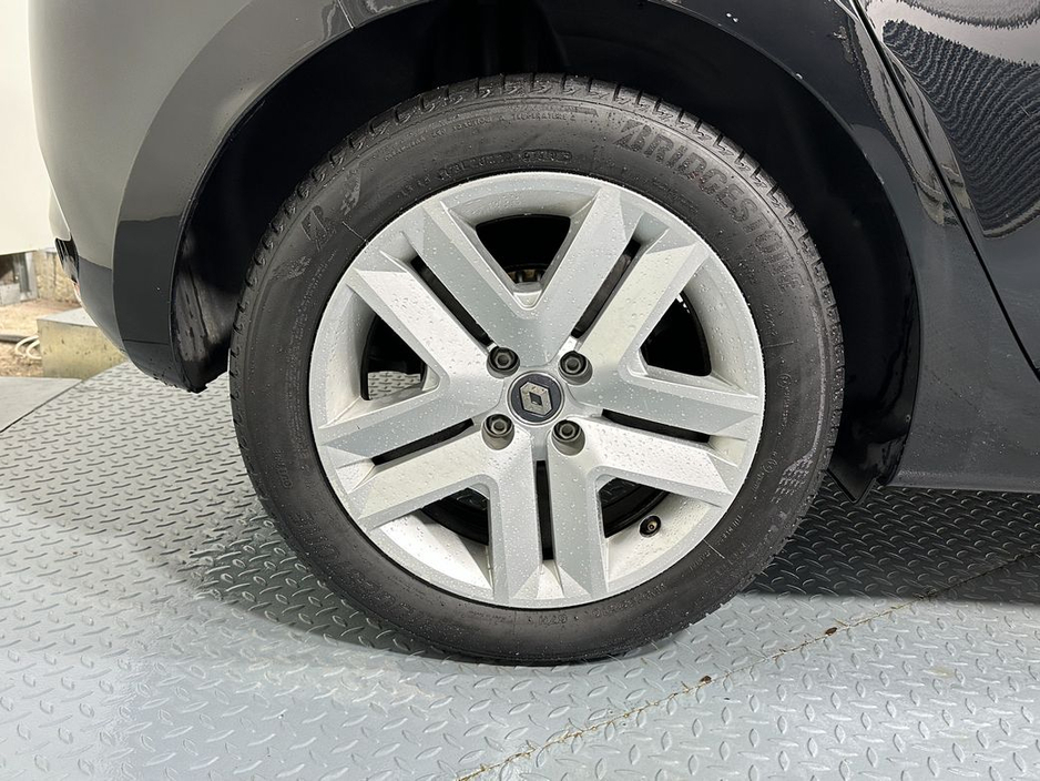 2022 Renault Clio Dynamique 1.0 Petrol €14,800