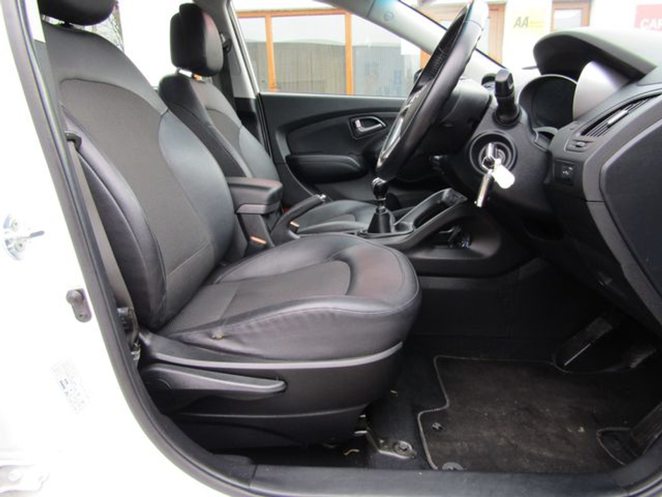 2015 Hyundai ix35 1.7 Executive 4DR €8,950