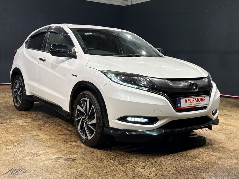 2017 Honda Vezel - image 9