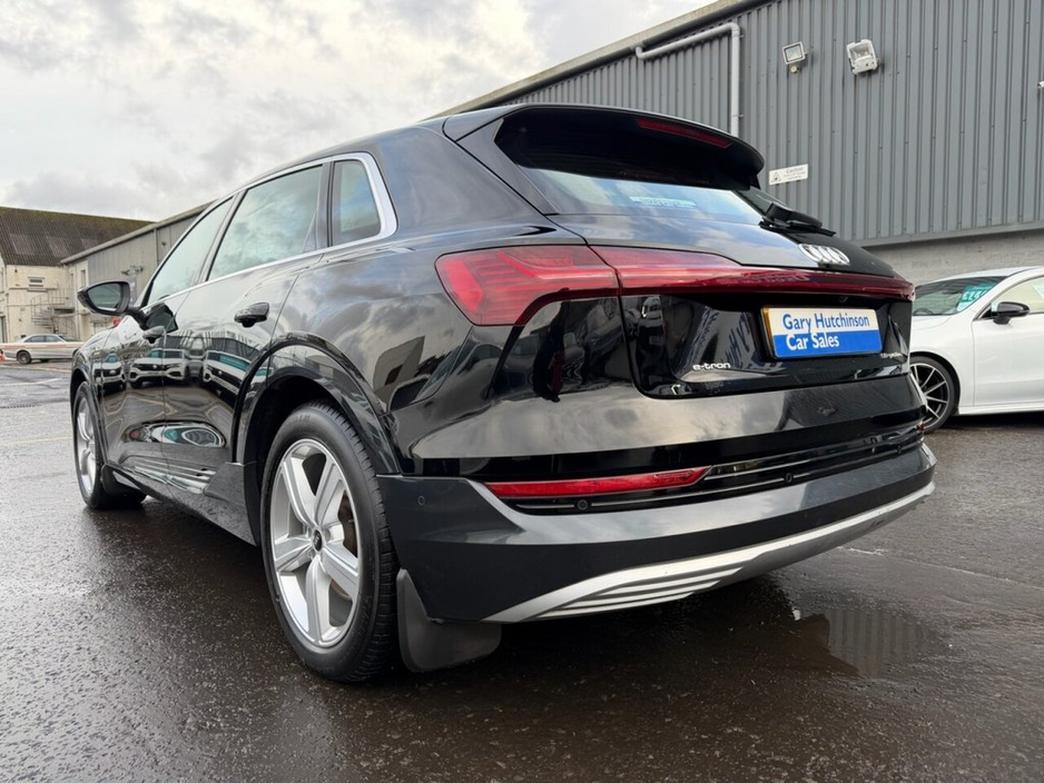 2022 Audi e-tron - image 36