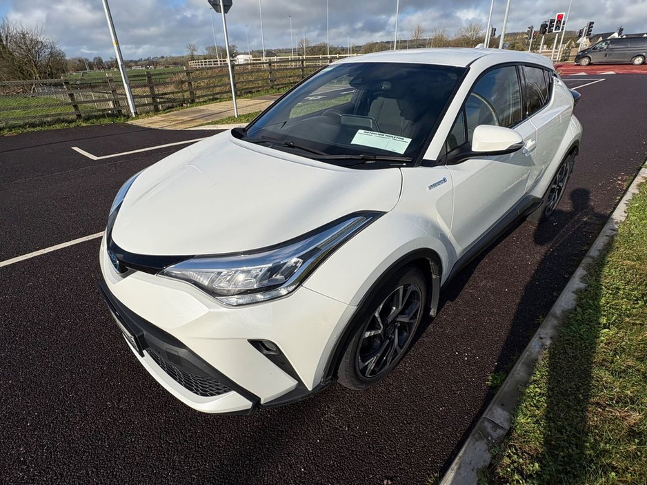 2022 Toyota C-HR 1.8 Hybrid Sport 4DR Auto, €26,900