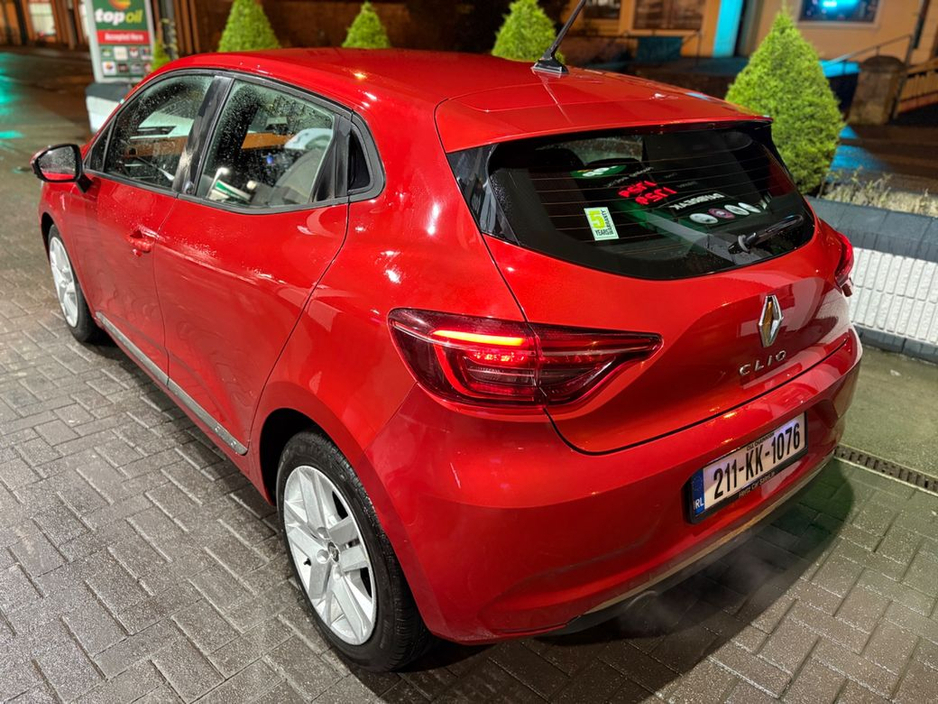 2021 Renault Clio 1.0 100 Dynamique TCE €14,990