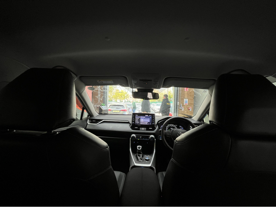 2021 Toyota Rav4 - image 16