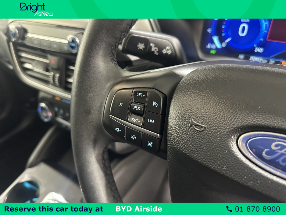 2022 Ford Kuga - image 17